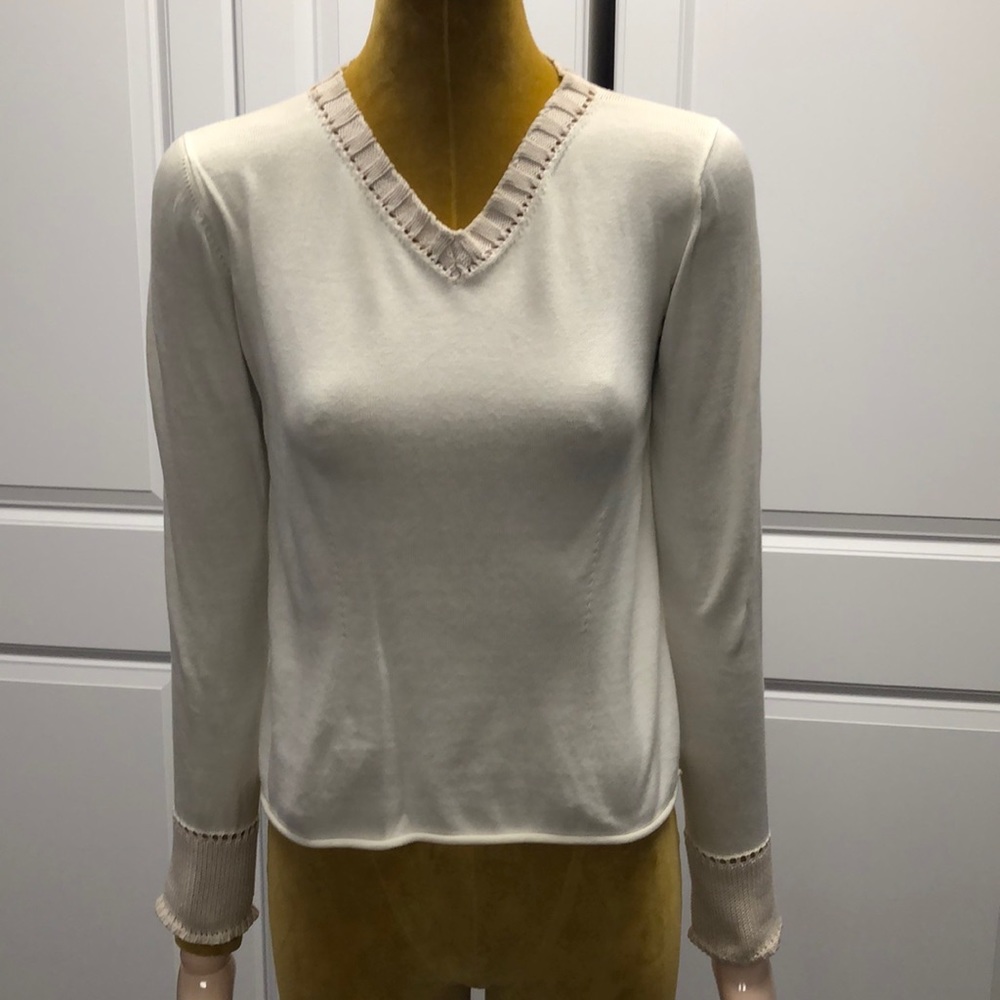 Burberry women’s knit sweater